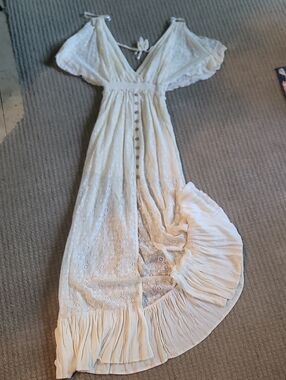 NWT Windsor Cream Lace Maxi Dress